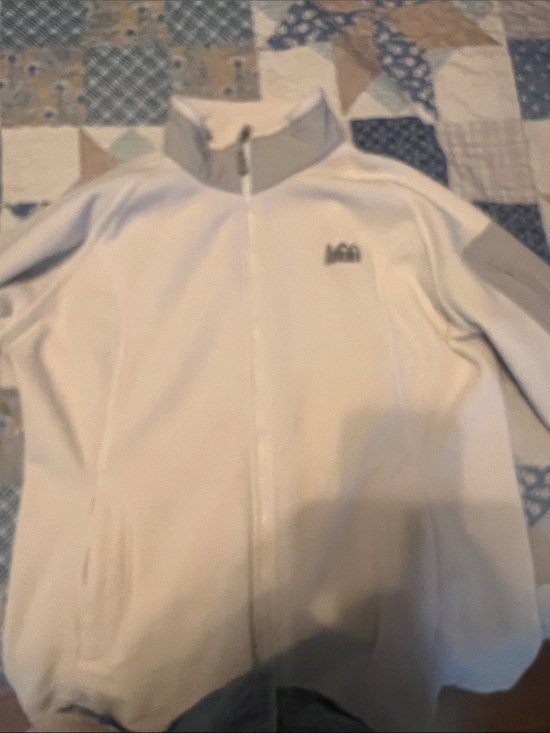 REI Jackets & Blazers - Cream women’s REI Fleece jacket size XL